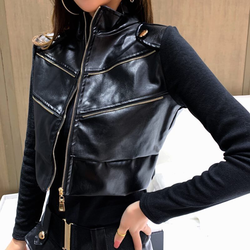 2023 spring and autumn new suit women's fashion thin PU leather stitching cotton short coat + shorts + belt trendy three-piece suit