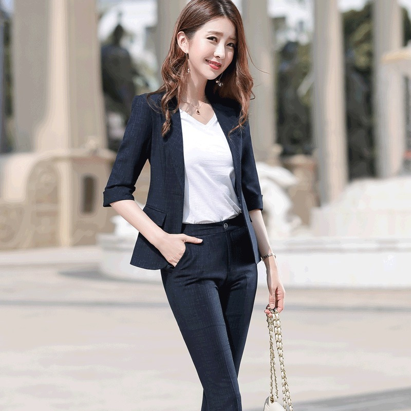 小西装外套女格子春季新款韩版英伦网红休闲短西服时尚套装潮