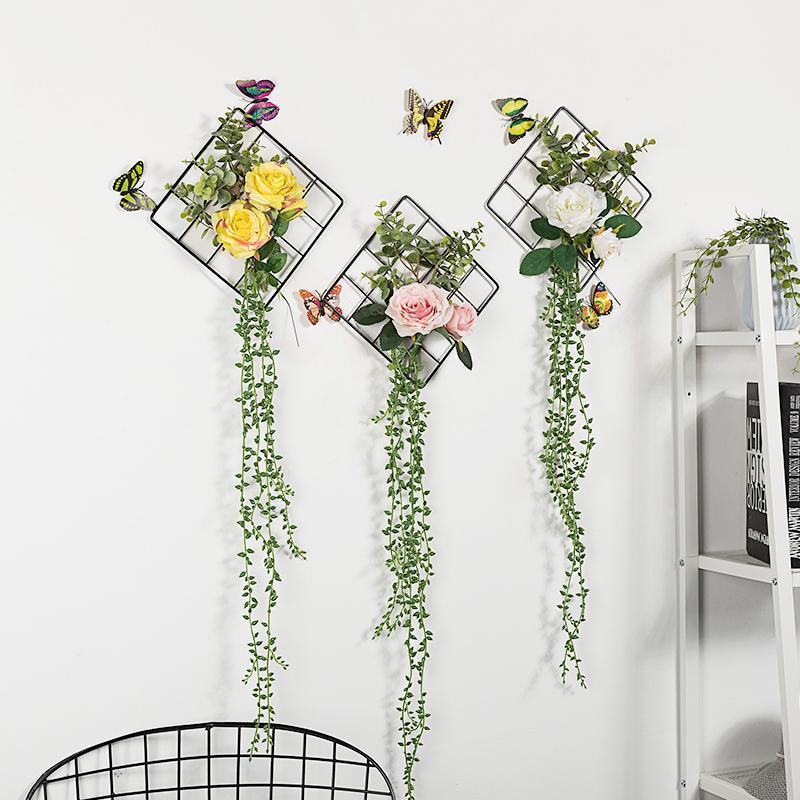 装饰品怎么画图片 39d97c13-cadd-4ce8-9465-ebb9d11e5004.jpg