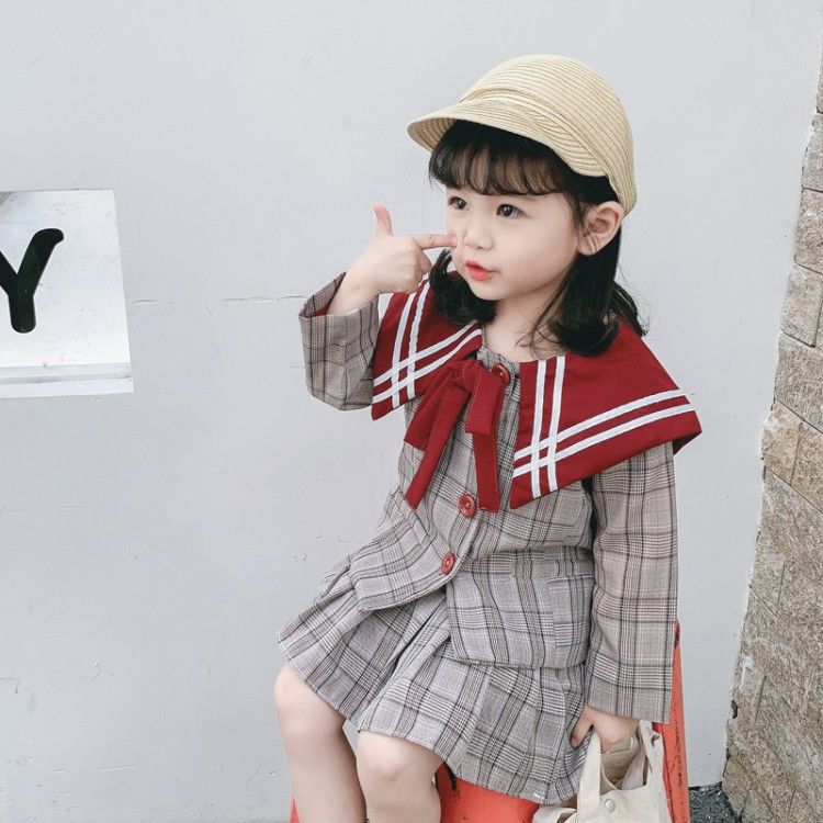 Girls' fashionable suit spring and autumn 2022 new 1 baby girl 2 Korean version of college wind jacket short skirt two-piece suit 3 years old 5