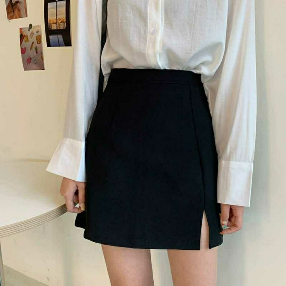 Autumn / winter 2020 Korean black split skirt loose high waist show thin student hip skirt A-line skirt short skirt