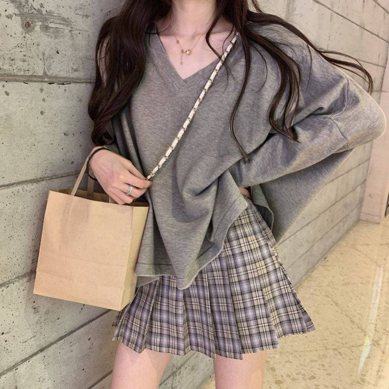 Cotton long sleeve net red t-shirt female spring and Autumn New Korean loose foreign style lazy style student base V-neck thin top