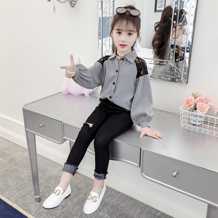 Children's wear girls' spring clothes 2020 new Korean version of foreign style children's suits spring and autumn girls' shirts and jeans two piece sets