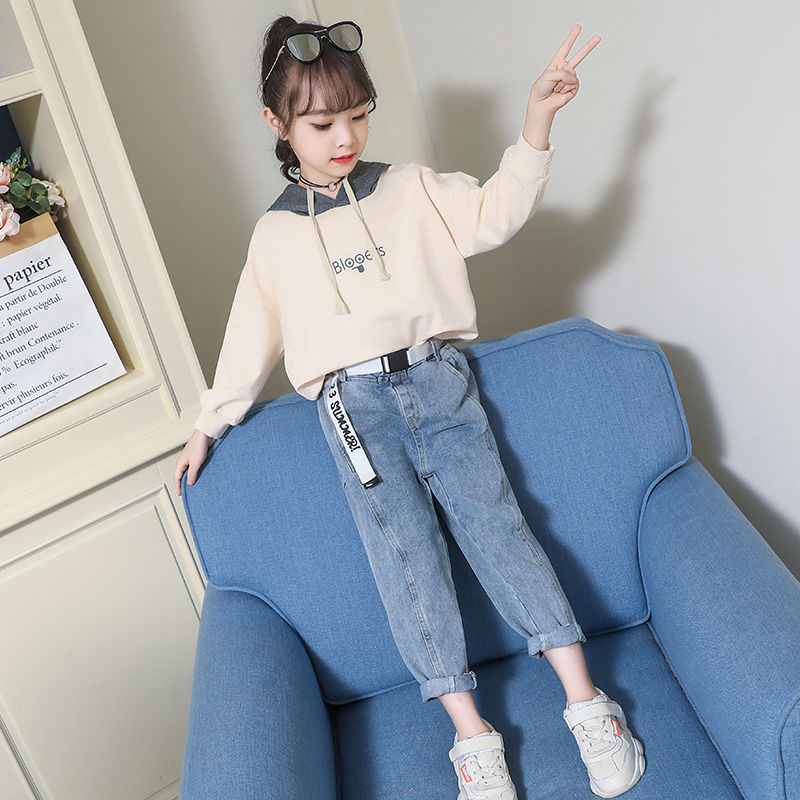 Girls' Plush suit, thickened autumn and winter clothes, sweater, jeans, net red two-piece suit, foreign style, new fashion, middle and large children