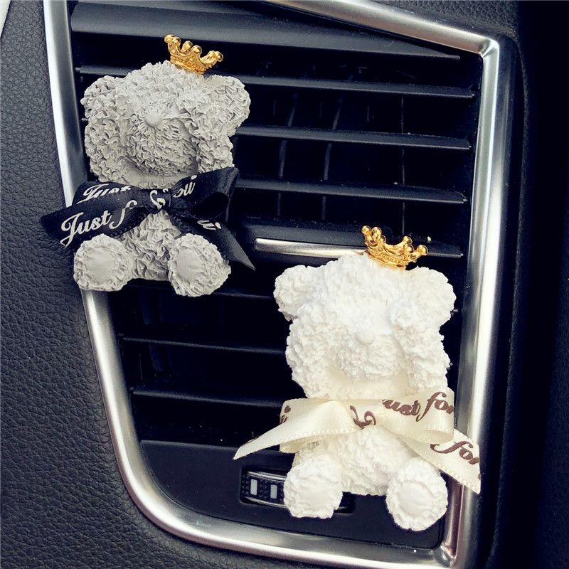 Lovely car solid perfume, car fragrance long lasting fragrance, air conditioner, air outlet, plaster lady, interior decoration