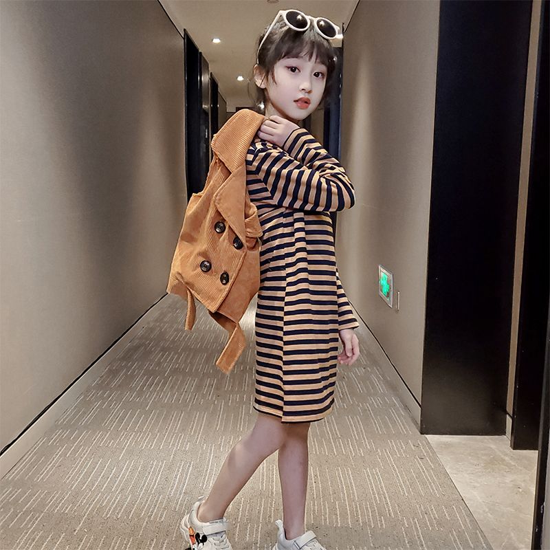 Girls' suits autumn clothes 2022 new foreign style big children's vest striped sweater dress children's spring and autumn tops