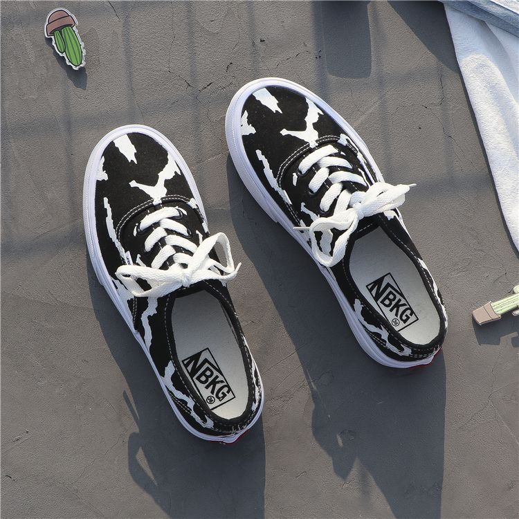 New autumn Korean student versatile cow canvas shoes female zebra grain small white shoes Hong Kong Style skateboard shoes