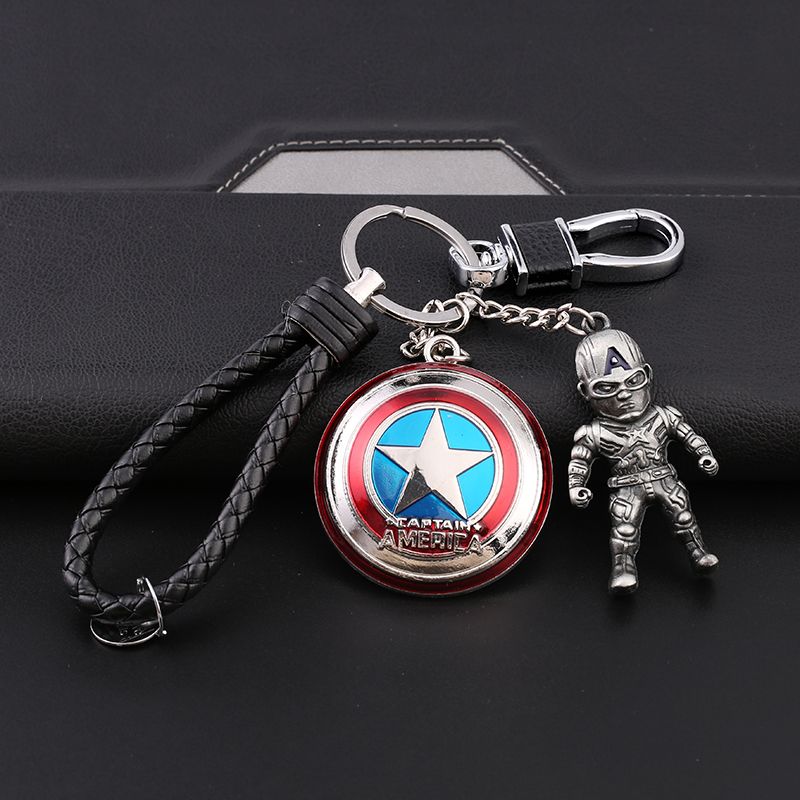 Marvel peripheral Avengers alliance creative iron man car key chain Captain America pendant domineering man