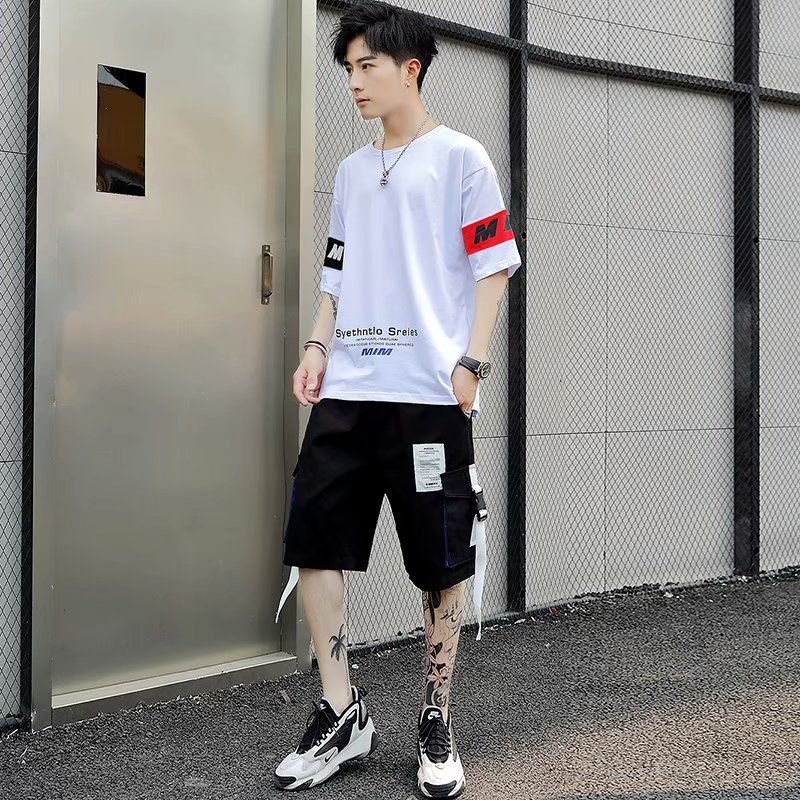 夏季学生韩版潮流男士t恤青少年帅气休闲短袖短裤一套运动套装男