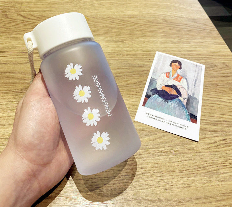 小雏菊塑料水杯女男学生韩版杯子便携ins创意小清新潮流茶杯550ml