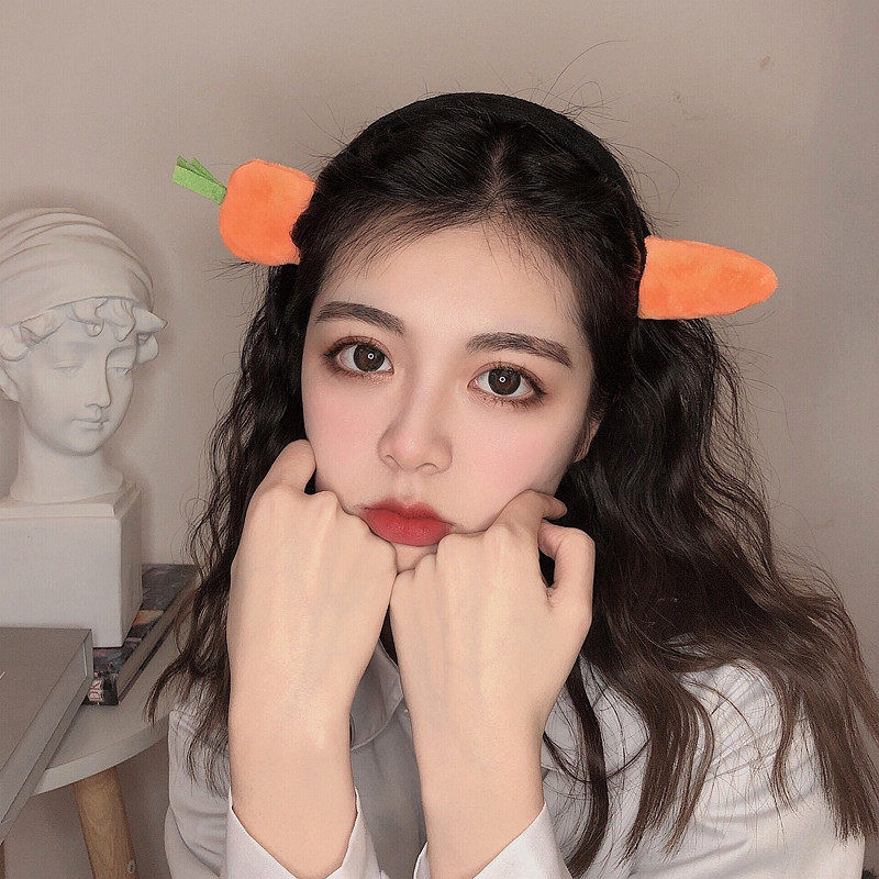 Net red cute Korean simple wash face hairpin female versatile go out headdress carrot hairband funny shark Headband