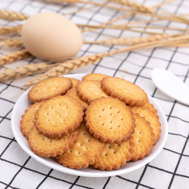 网红日式小圆饼北海道牛乳饼干海盐味日本天日盐零食薄脆咸香饼干