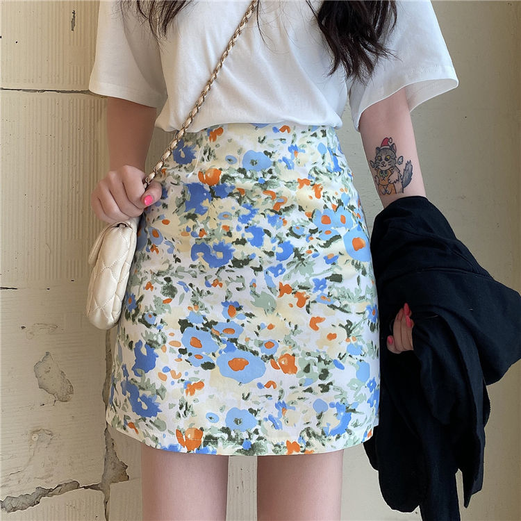 Medium length and small minority oil paintings floral skirt for female students Korean A-line skirt high waist and slim skirt spring 2020