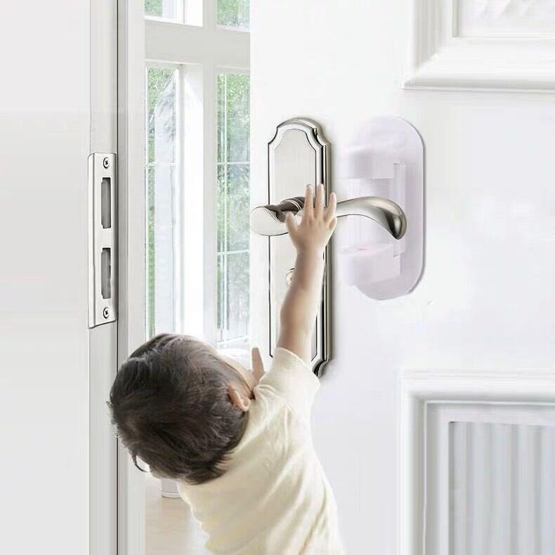 Children's door handle safety lock baby bedroom door toilet guard fixed lock anti theft anti open door push window buckle