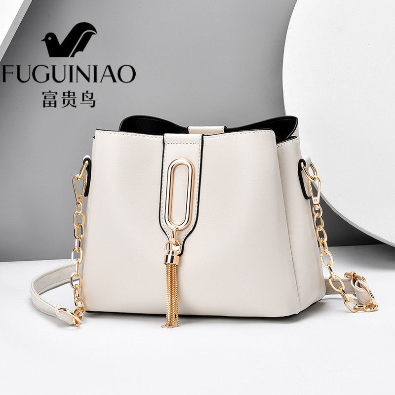 Simulation Leather Multi compartment small square bag 2020 new high capacity leisure one shoulder messenger bag for young ladies