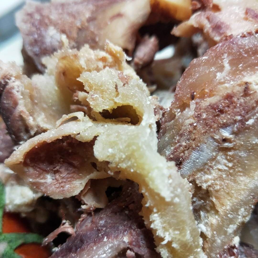 现煮黄牛拆骨肉拆骨肉骨头肉牛剔骨肉新鲜牛肉即食批发牛脆骨五香