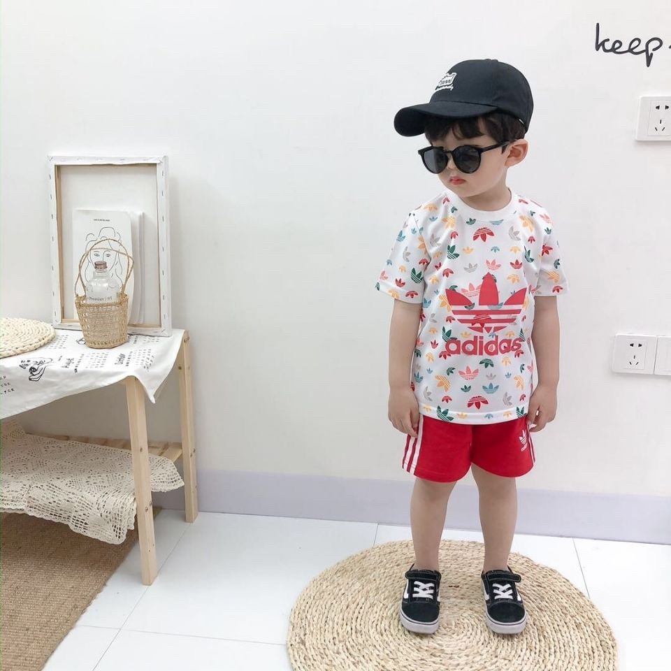 Summer cotton Korean children's clothing handsome fashionable boys and girls short sleeve shorts sweat breathing baby suit foreign style