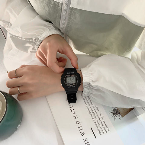 独角兽手表少女生ins风学生防水可爱电子表韩版简约绿抹茶色手表
