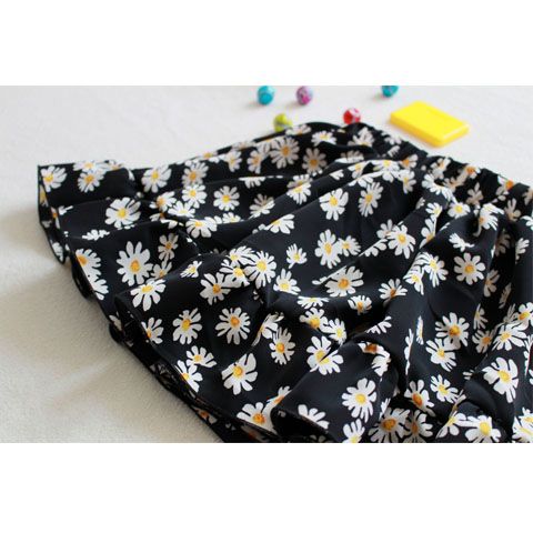 Girls' summer dress skirt  new Korean version of the small daisy skirt middle and big children's foreign style floral pleated skirt suit