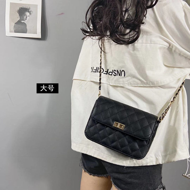 Xiaoxiangfeng Lingge chain bag women 2020 new fashion versatile messenger bag chic Mini Korean bag