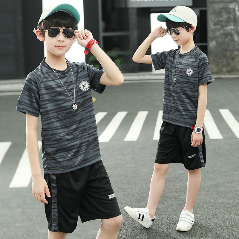 Children's wear boys' summer suit 2020 new China University Children's foreign style little boy summer short sleeve sports handsome trend