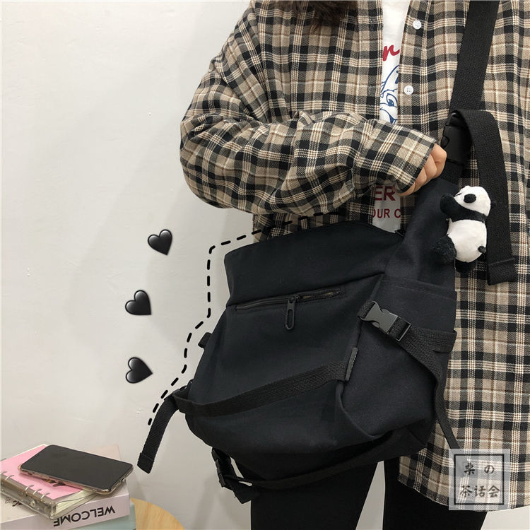ins日系原宿暗黑風機能工裝帆布包女韓國百搭純色學生單肩斜挎包
