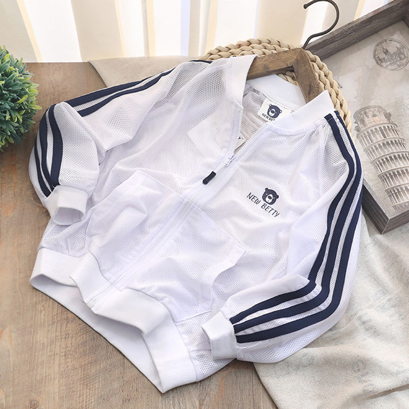 Children's mesh sunscreen clothing 2022 summer new baby boy cubs breathable thin coat big children's air-conditioning shirt