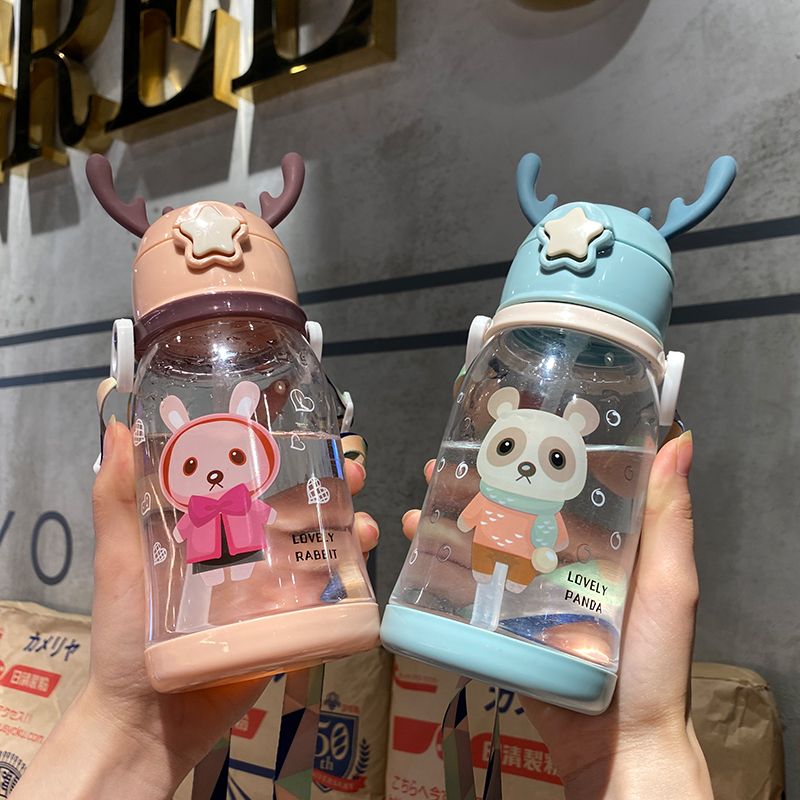 Children's water cup suction cup portable kettle girl baby drink cup kindergarten primary school students prevent falling summer water bottle
