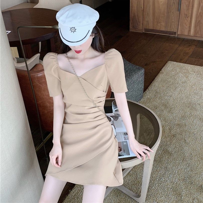 Slim and sexy dress women's dress 2020 summer new Korean French style retro waist slim irregular skirt