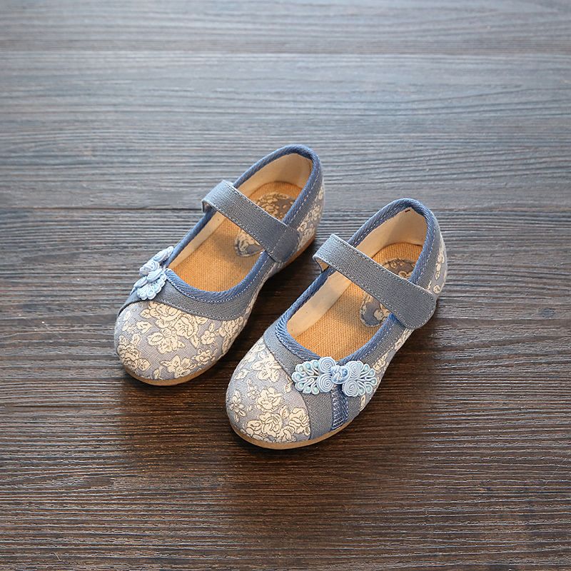 Old Beijing cloth shoes children's embroidered shoes girls princess shoes ethnic style Hanfu shoes baby Tang suit shoes indoor children's shoes