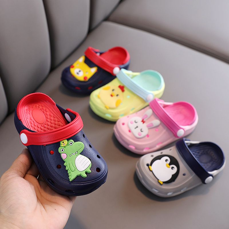 Children's slippers summer antiskid baby girl cool slippers 1-7 years old boys' hole shoes children's beach shoes