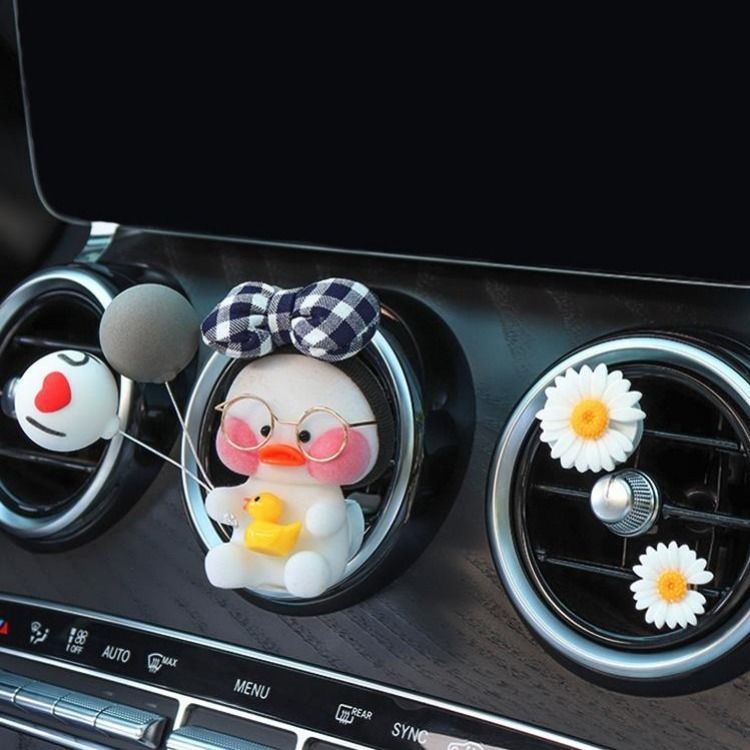 Car perfume seat solid balm car aromatherapy cartoon car air conditioner air outlet aromatherapy car fragrance cute