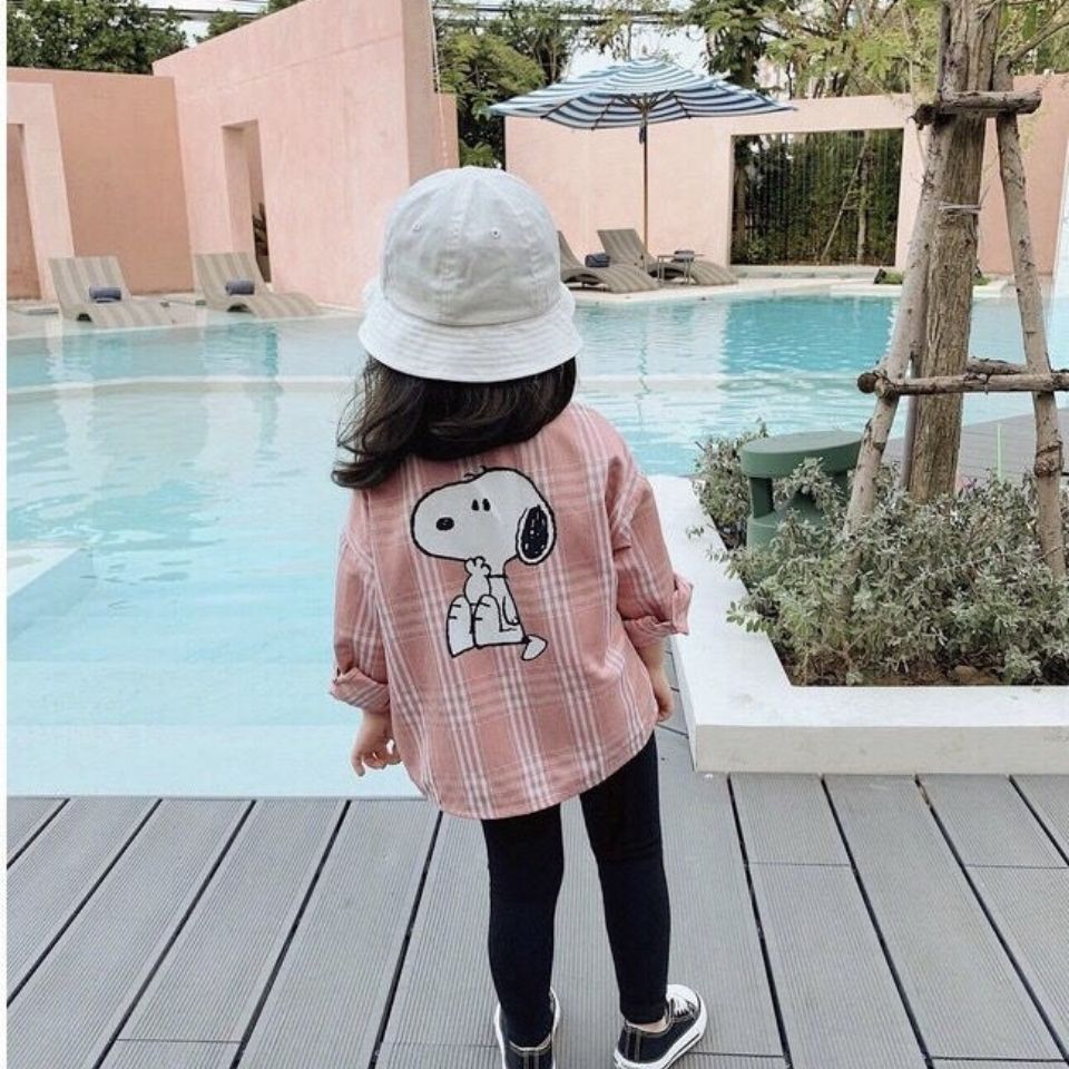 Chenchen mother Snoopy children's clothing girl baby shirt spring foreign air powder plaid shirt long-sleeved children's Korean sunscreen clothing