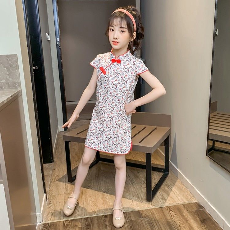 旗袍小女孩 4a991cde-d3ad-468a-bb54-2697e677f62d.jpg