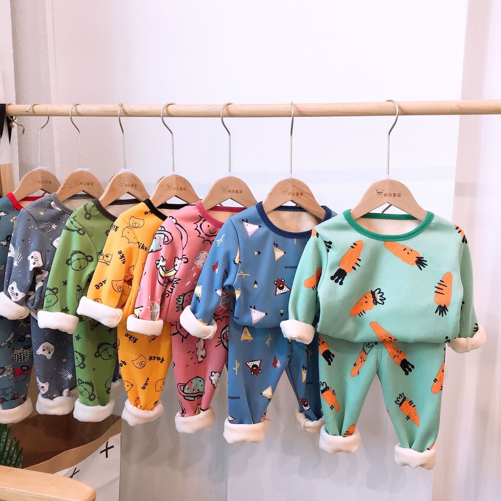Children's Korean thermal underwear set Plush thickened girls' autumn clothes and trousers boys' warm clothes autumn winter