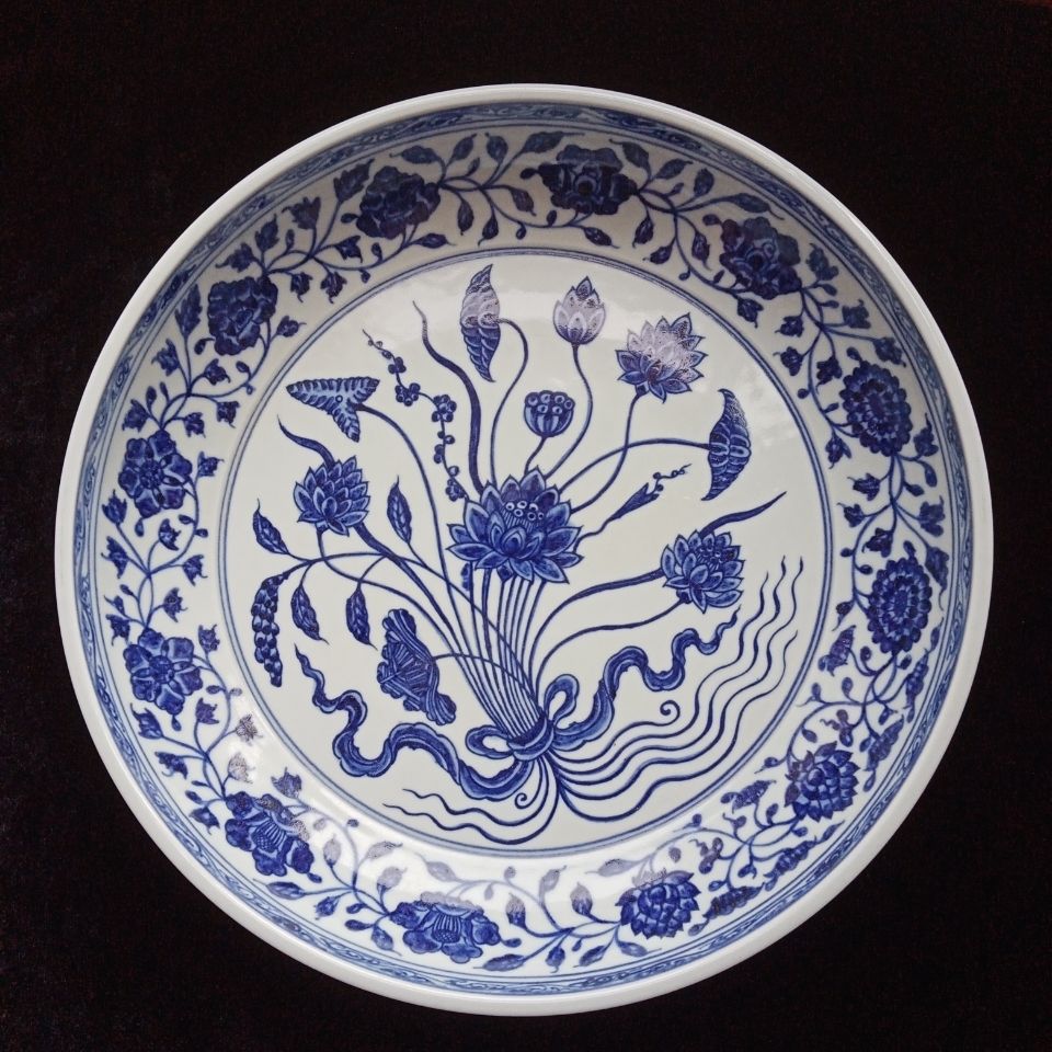 古董古玩艺术品收藏品青花瓷器明代青花缠枝莲大盘青花盘子