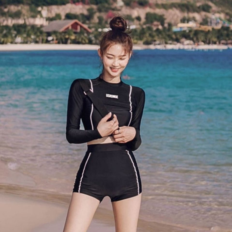 New swimsuit female students conservative sunscreen long sleeve high waist split flat angle hot spring cover belly show thin Korean swimsuit