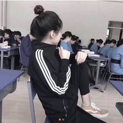 64464/社会女生春夏季薄款外套快手网红同款三条杠长袖休闲运动外穿上衣