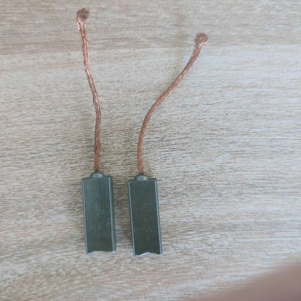 适用于佩特来法雷奥发电机碳刷调节器碳刷高铜碳刷456520毫米