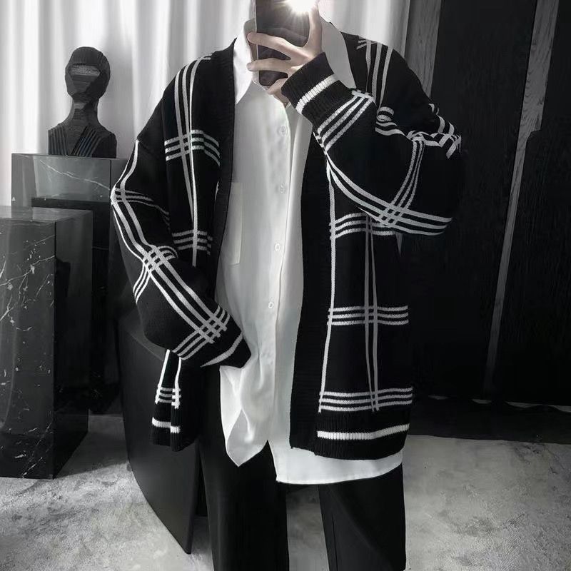 Autumn and winter Korean boys and girls' sweater men's leisure long sleeve lazy wind loose fashion Plaid cardigan sweater