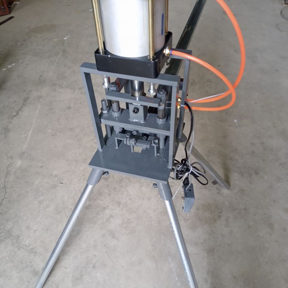 气动铝合金百叶窗冲孔机.铝花冲孔,气动冲床