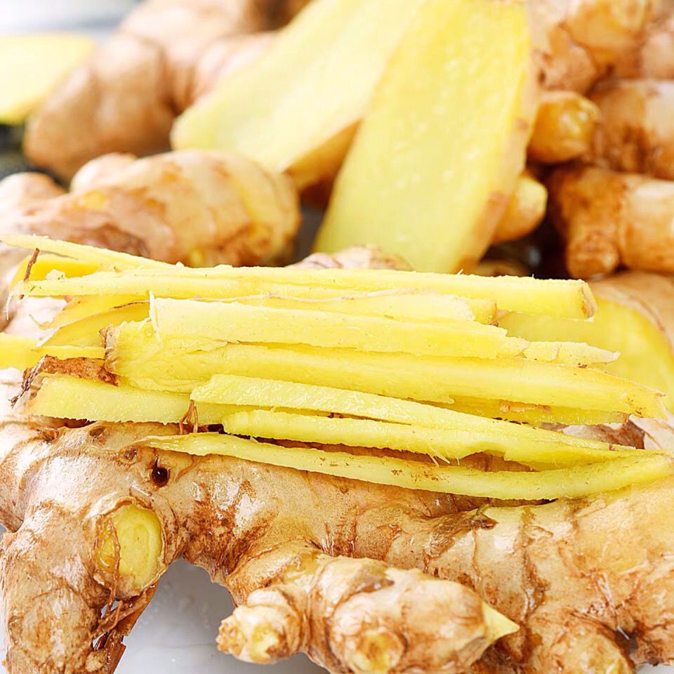 云南高原高山小黄姜现挖新姜生姜老姜月子姜土嫩姜母姜丝调味批发