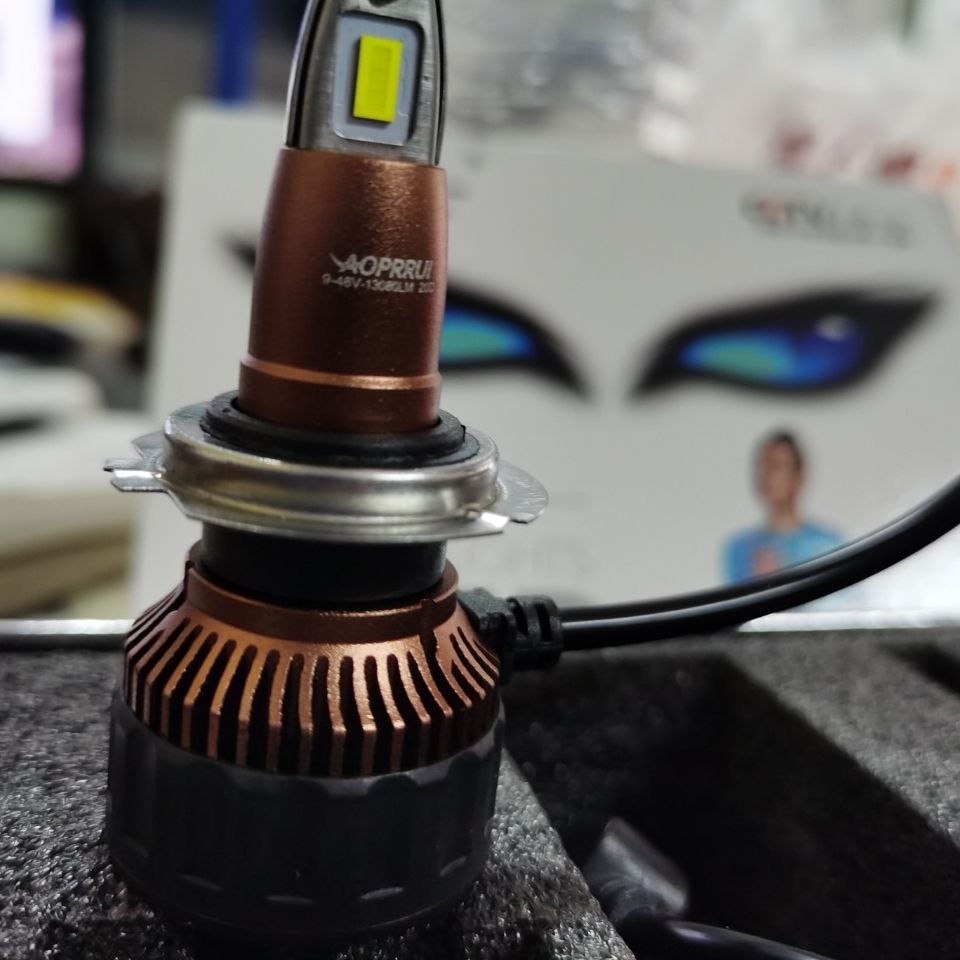 木士我是你的眼led车灯汽车大灯改装 近光灯远光灯 h1 h7 h4 9005