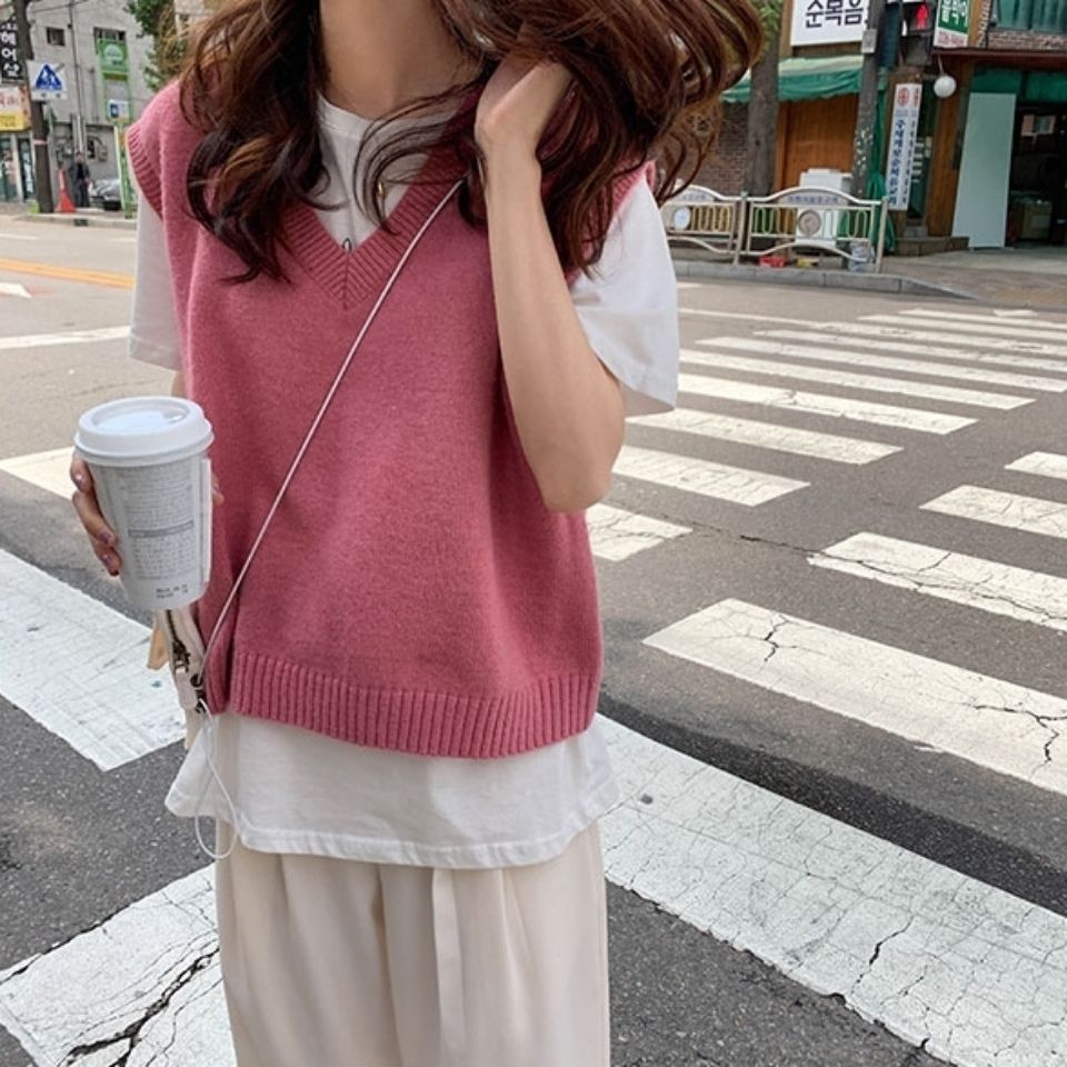  spring and autumn Korean style black knitted vest women's all-match V-neck pullover sweater vest ins loose outerwear