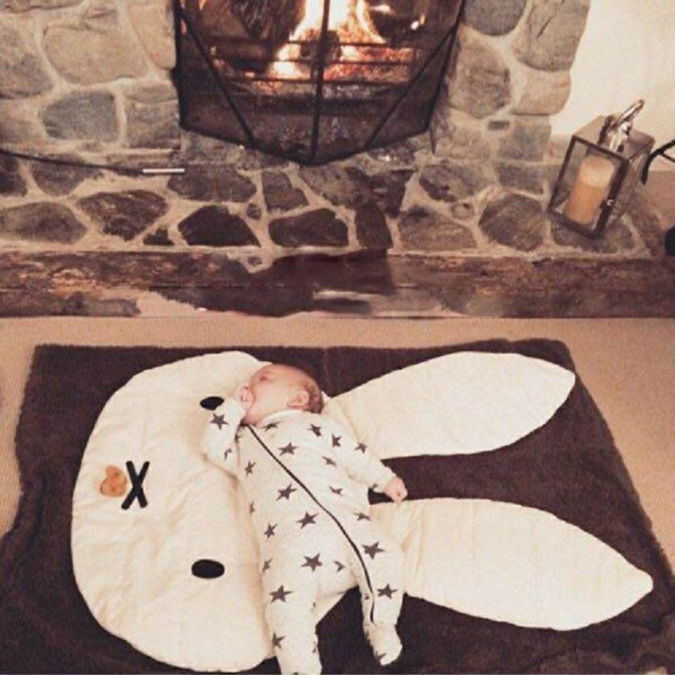 Ins popular Miffy rabbit children's crawling mat baby toy floor mat decorative props game carpet