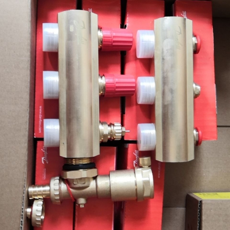 丹佛斯水暖分水器地暖分集水器2-8回路适用16管20管报价为2路全套