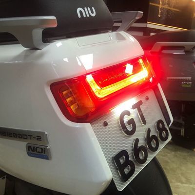 定制小牛香港车牌框立体字水晶3d反光版本尾牌澳门车牌框