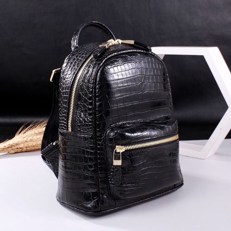 新款泰国鳄鱼皮双肩包大容量真皮包欧美时尚旅行风情侣背包黑色