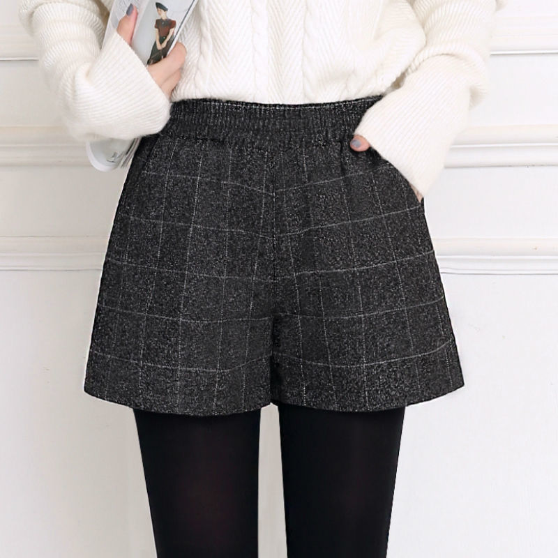 New autumn and winter shorts women's high waist Korean version wide-leg outerwear women's foreign style all-match plaid boots pants slim pants