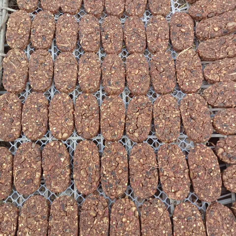 云南香辣纯手工豆酱饼豆鼓饼施甸土特产干豆豉散装500克瓶装250克